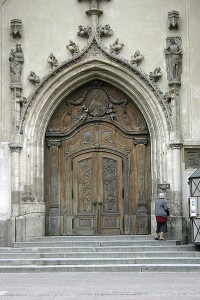 goticky-portal-mnichovske-frauenkirche.jpg